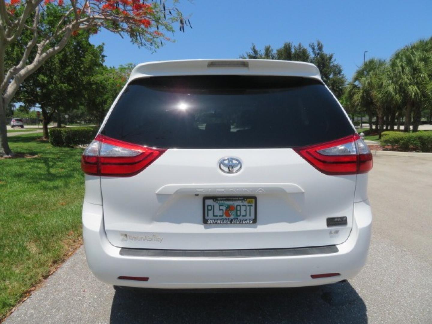 2016 White /Gray Toyota Sienna (5TDKK3DC8GS) , located at 4301 Oak Circle #19, Boca Raton, FL, 33431, (954) 561-2499, 26.388861, -80.084038 - You are looking at Gorgeous Low Mileage 2016 Toyota Sienna LE Braunability XT Handicap Van Wheelchair Van Conversion Van with 26K Original Miles, Power Side Entry Ramp with Kneeling Van Function, Passenger Side Quick Lock System (same as ez lock), Quick Release Front Seats, Floor with L Tracks, Leat - Photo#16